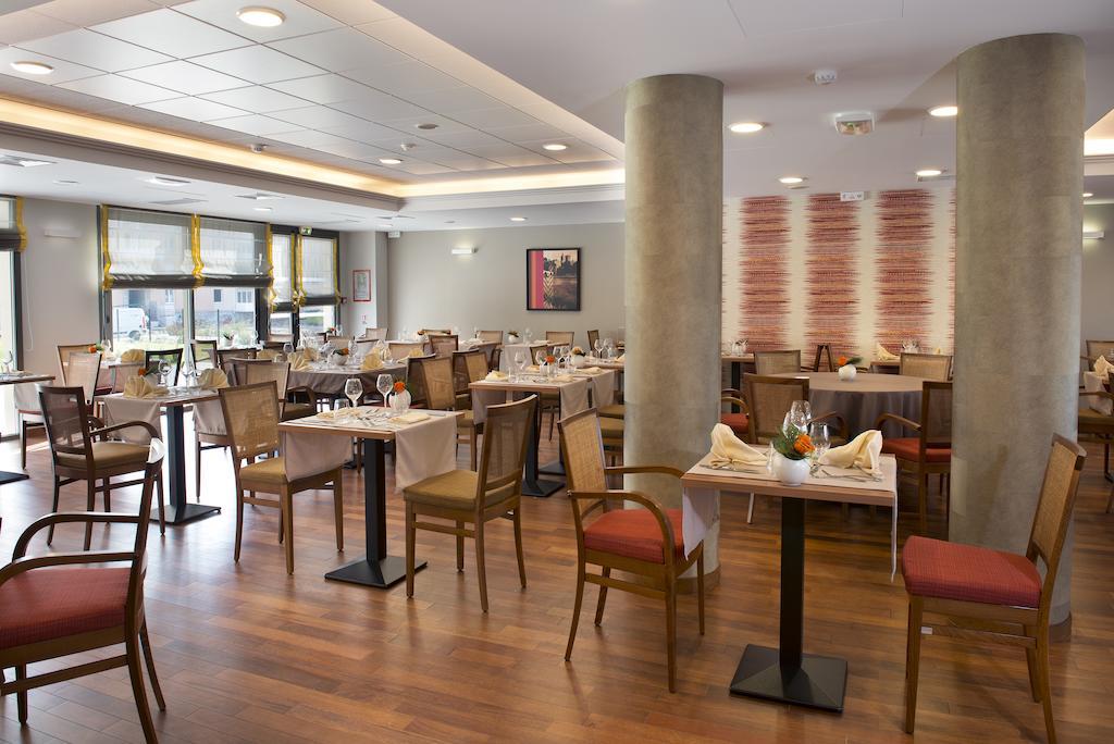 Domitys Les Cigales Du Luberon Aparthotel Cavaillon Kültér fotó